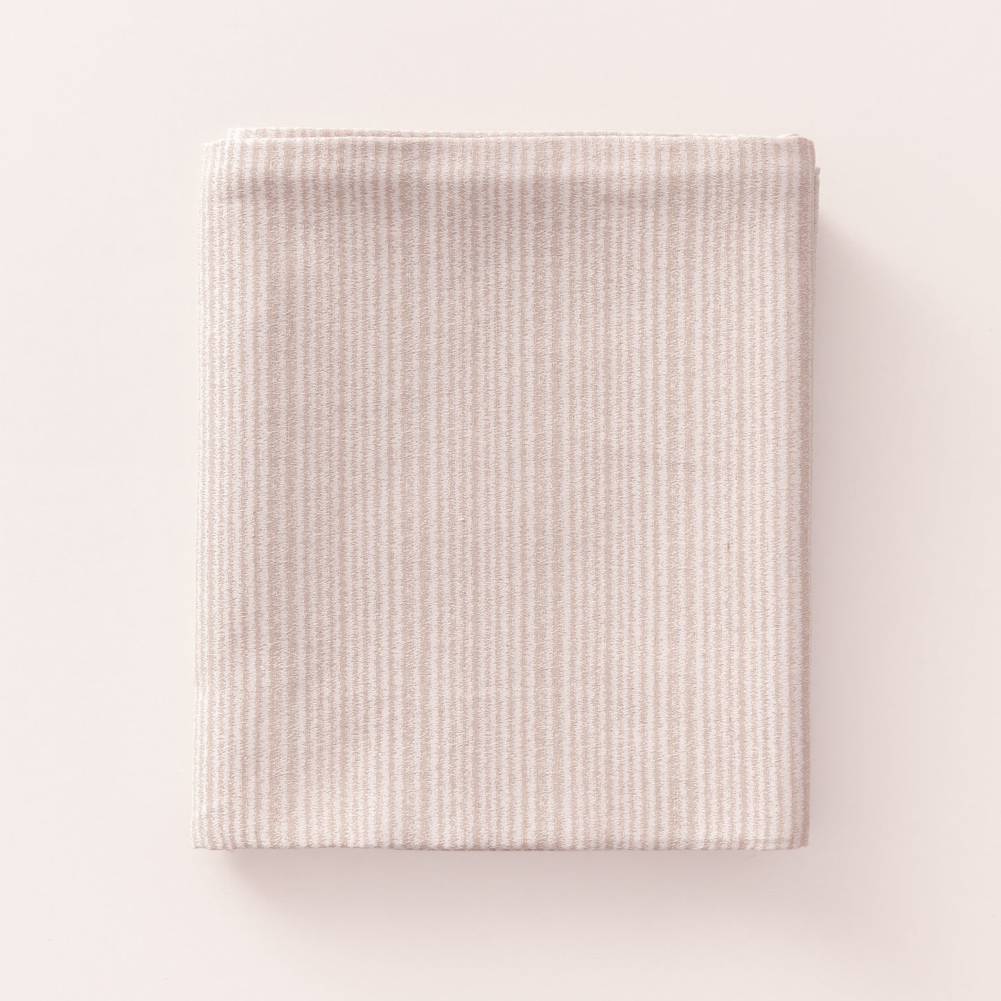 MANTEL ANTIMANCHAS LÍNEAS RELIEVE
