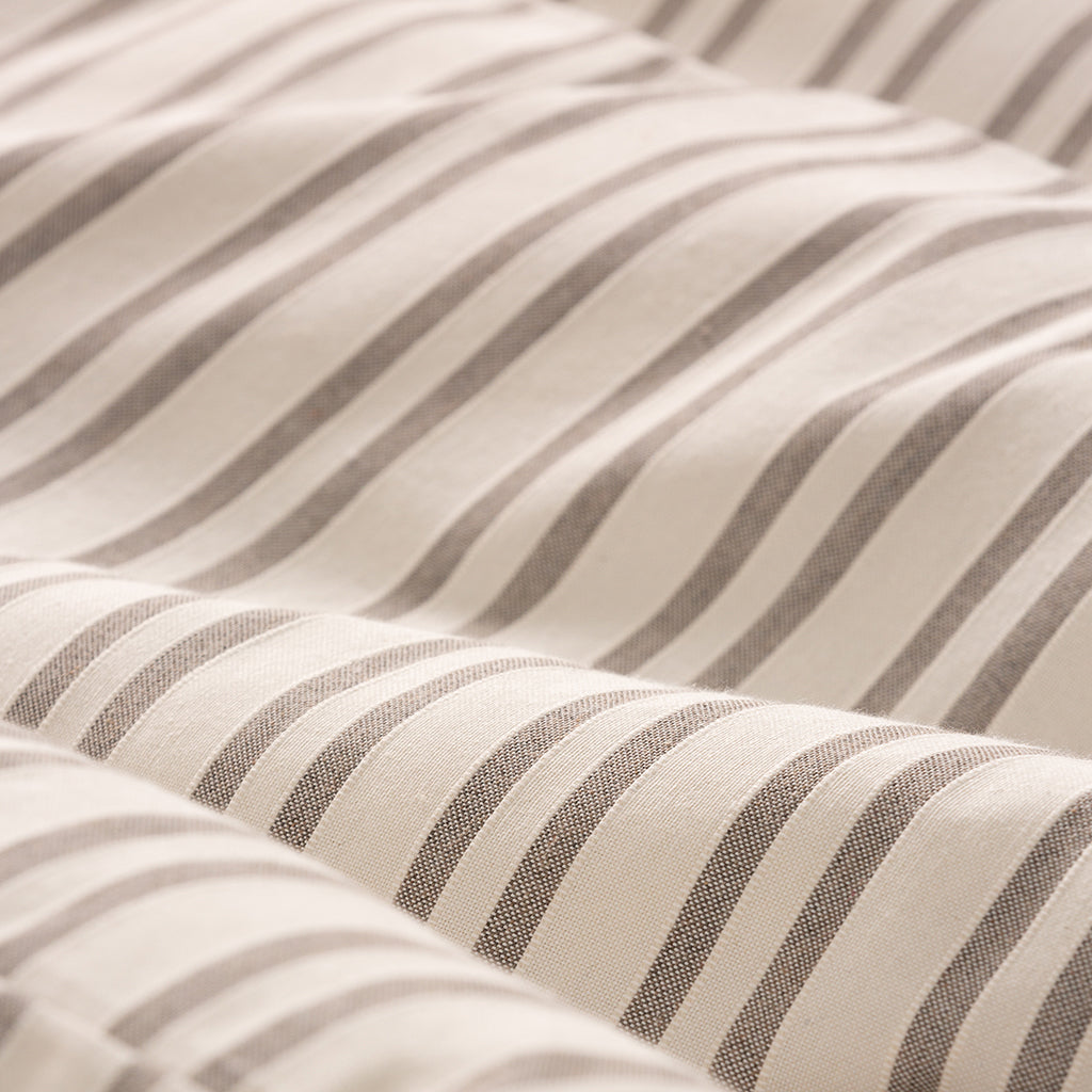 LOT DE 2 HOUSSES DE COUSSIN FIL EN RELIEF