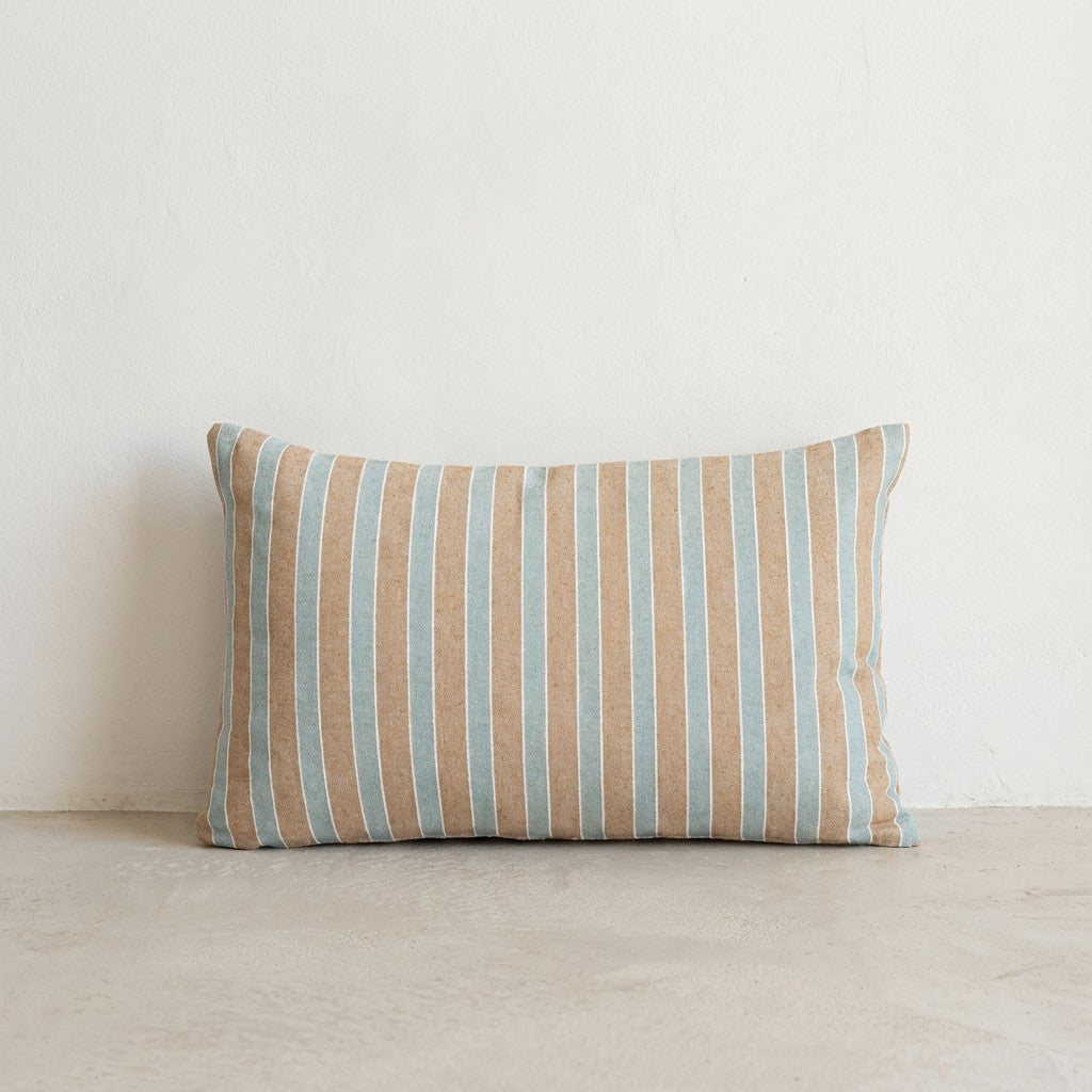 LOT DE 2 HOUSSES DE COUSSIN LIGNE EN RELIEF