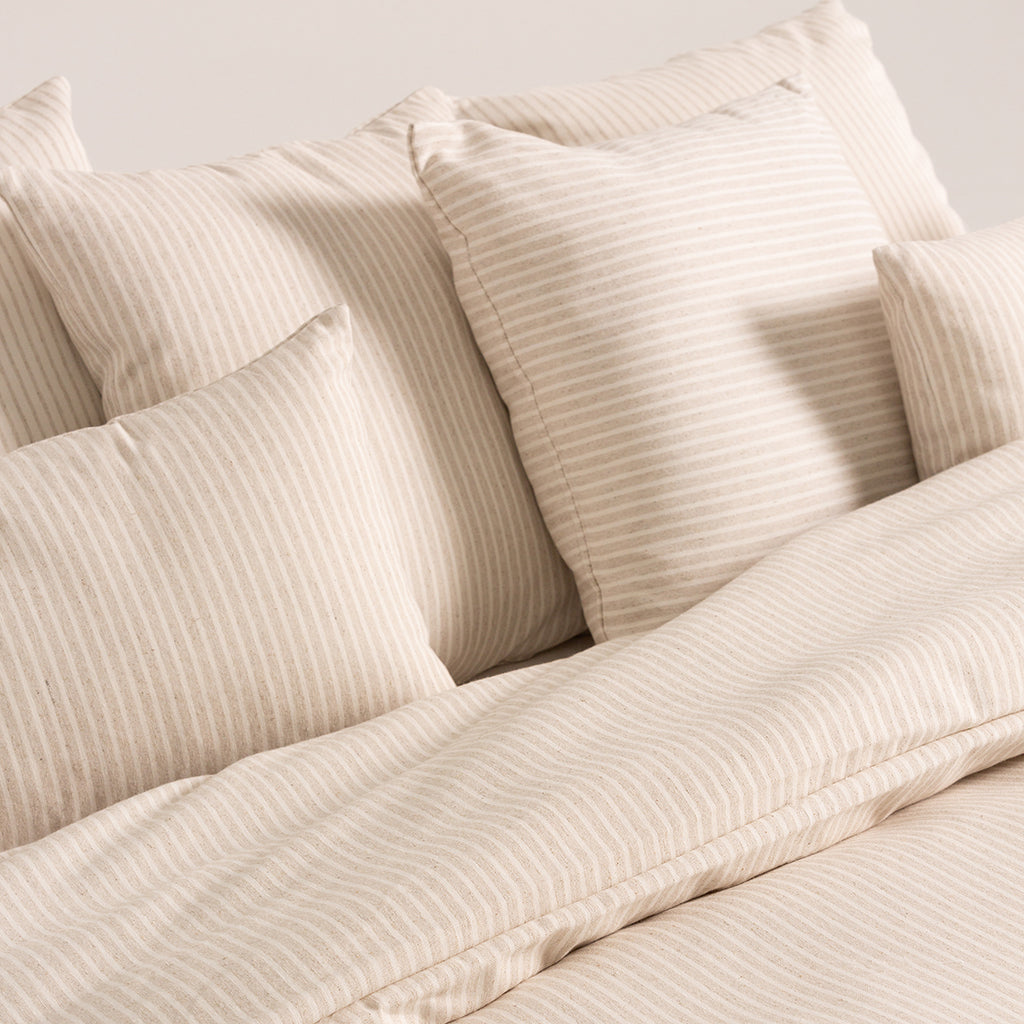 LOT DE 2 HOUSSES DE COUSSIN RAYÉES EN FIL TEINT