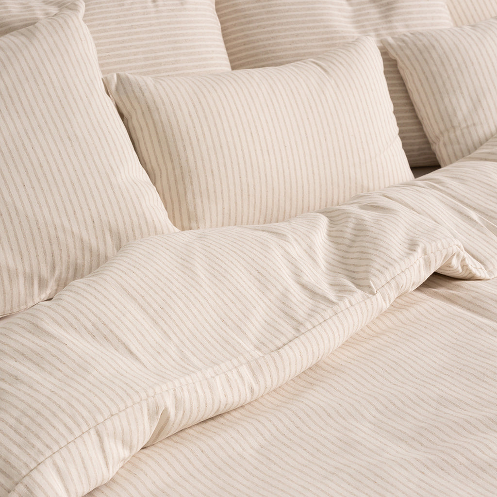 LOT DE 2 HOUSSES DE COUSSIN RAYÉES EN FIL TEINT