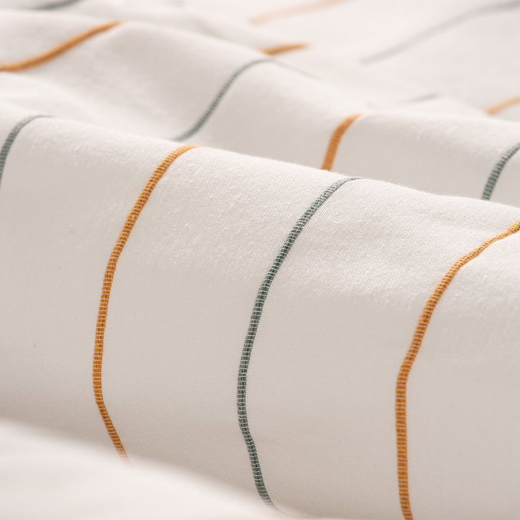 LOT DE 2 HOUSSES DE COUSSIN FIL RELIEF TEINTÉ