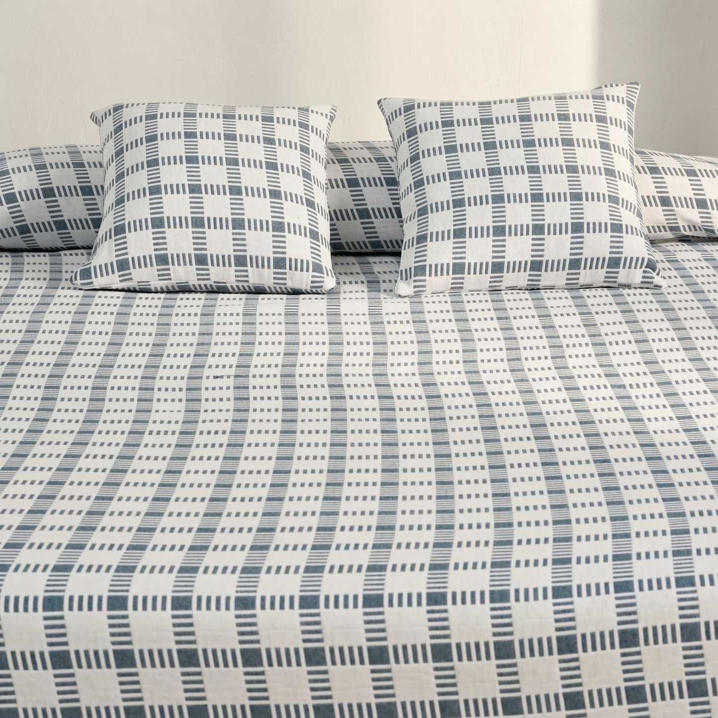PLAID COTTON QUILT