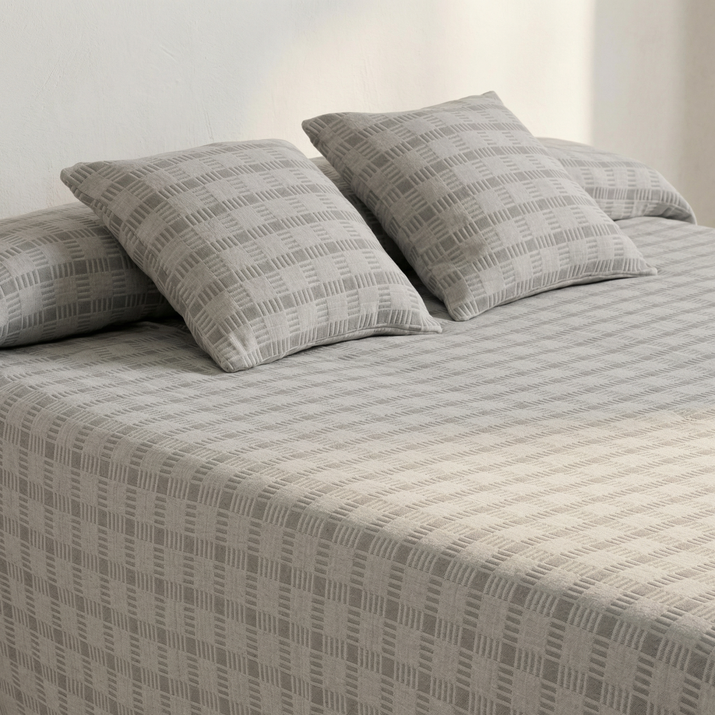 PLAID COTTON QUILT