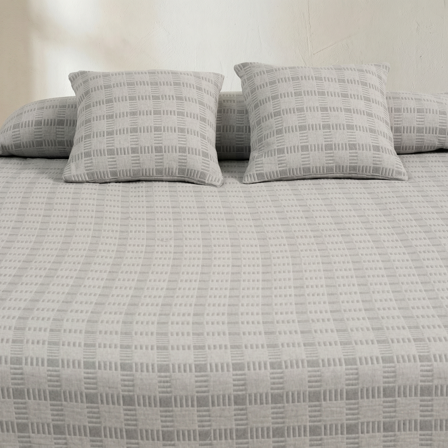 PLAID COTTON QUILT