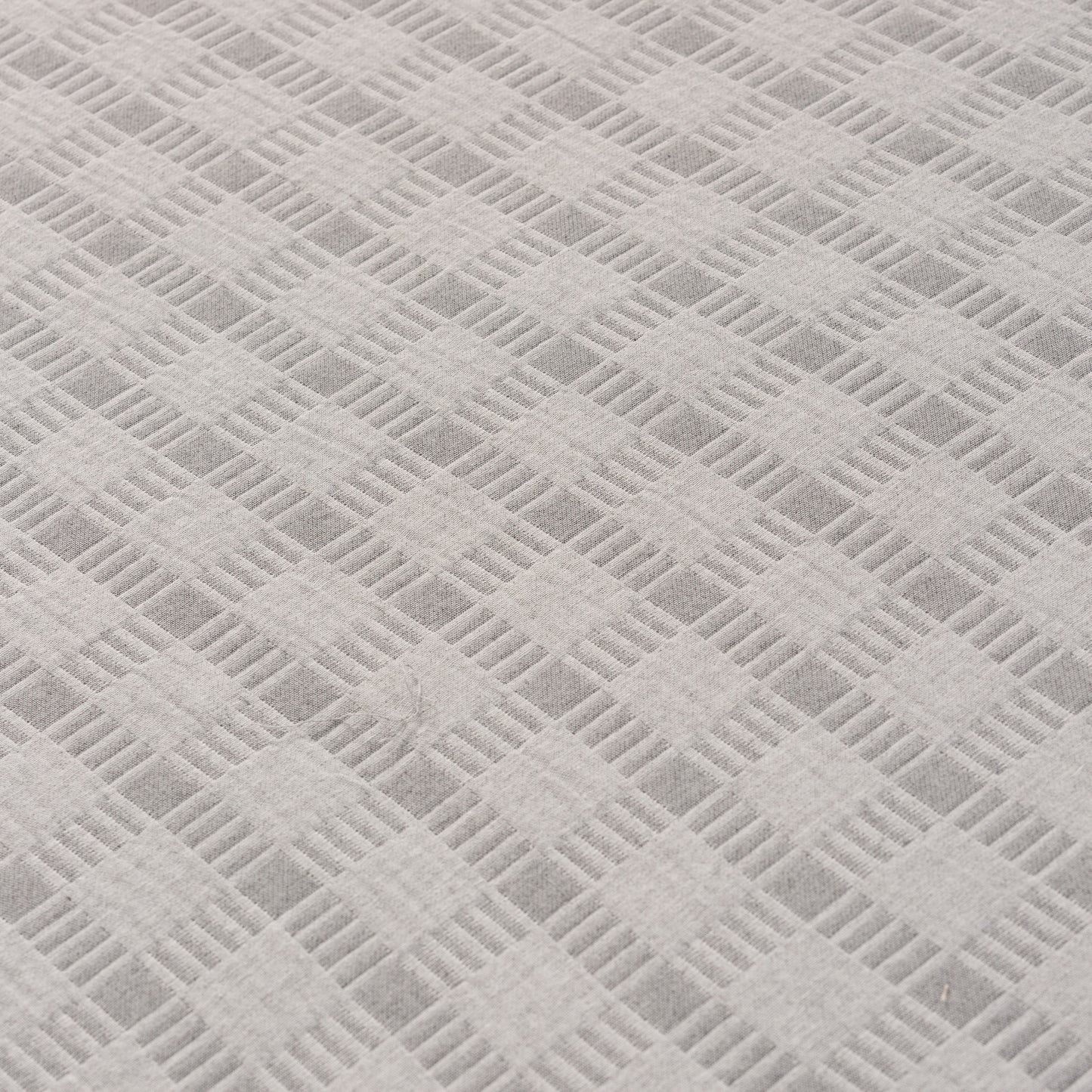 LOT DE 2 HOUSSES DE COUSSIN À CARREAUX