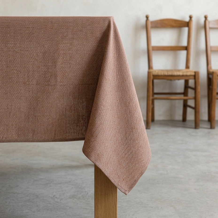 MANTEL LISO ANTIMANCHAS TEXTURIZADO