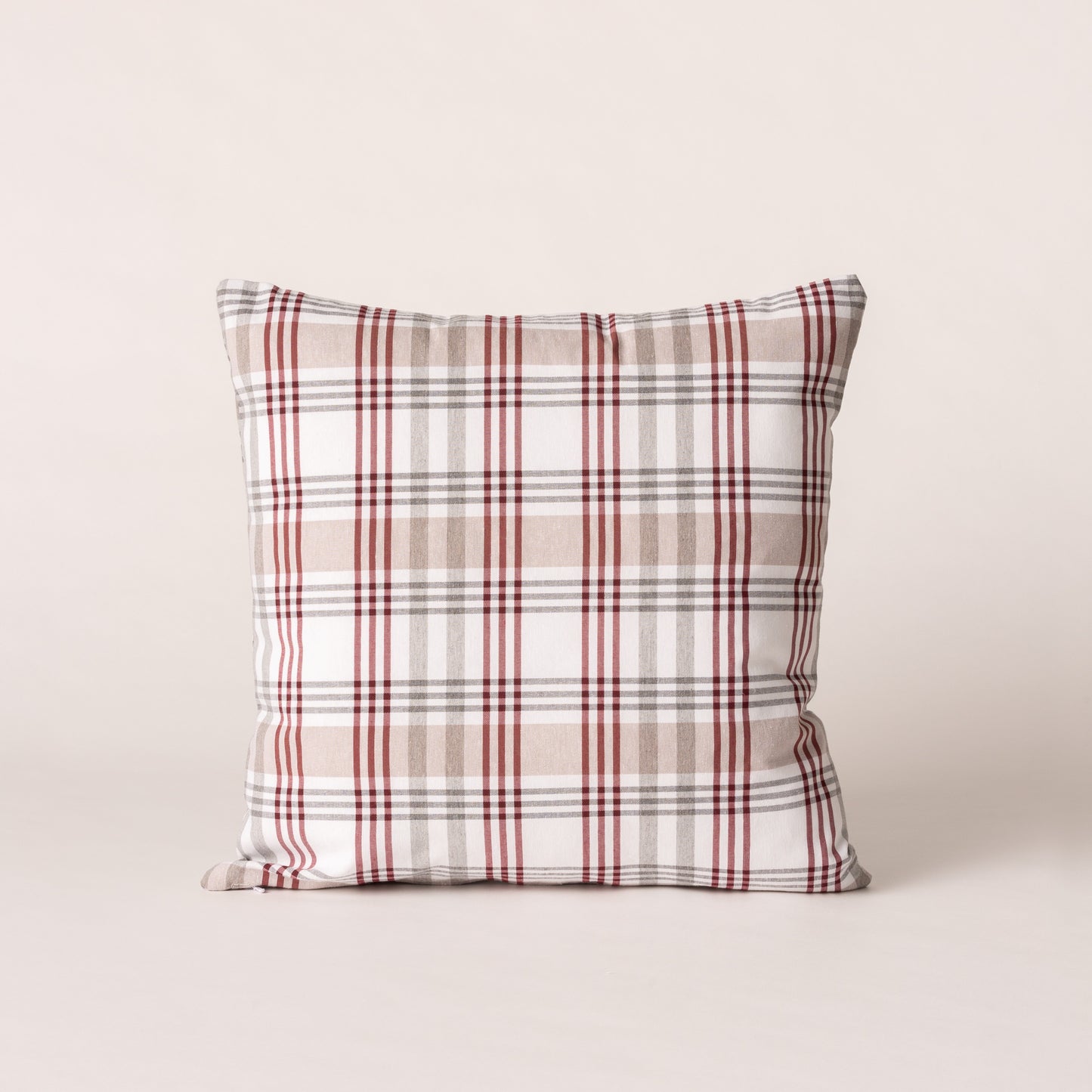 LOT DE 2 HOUSSES DE COUSSIN À CARREAUX