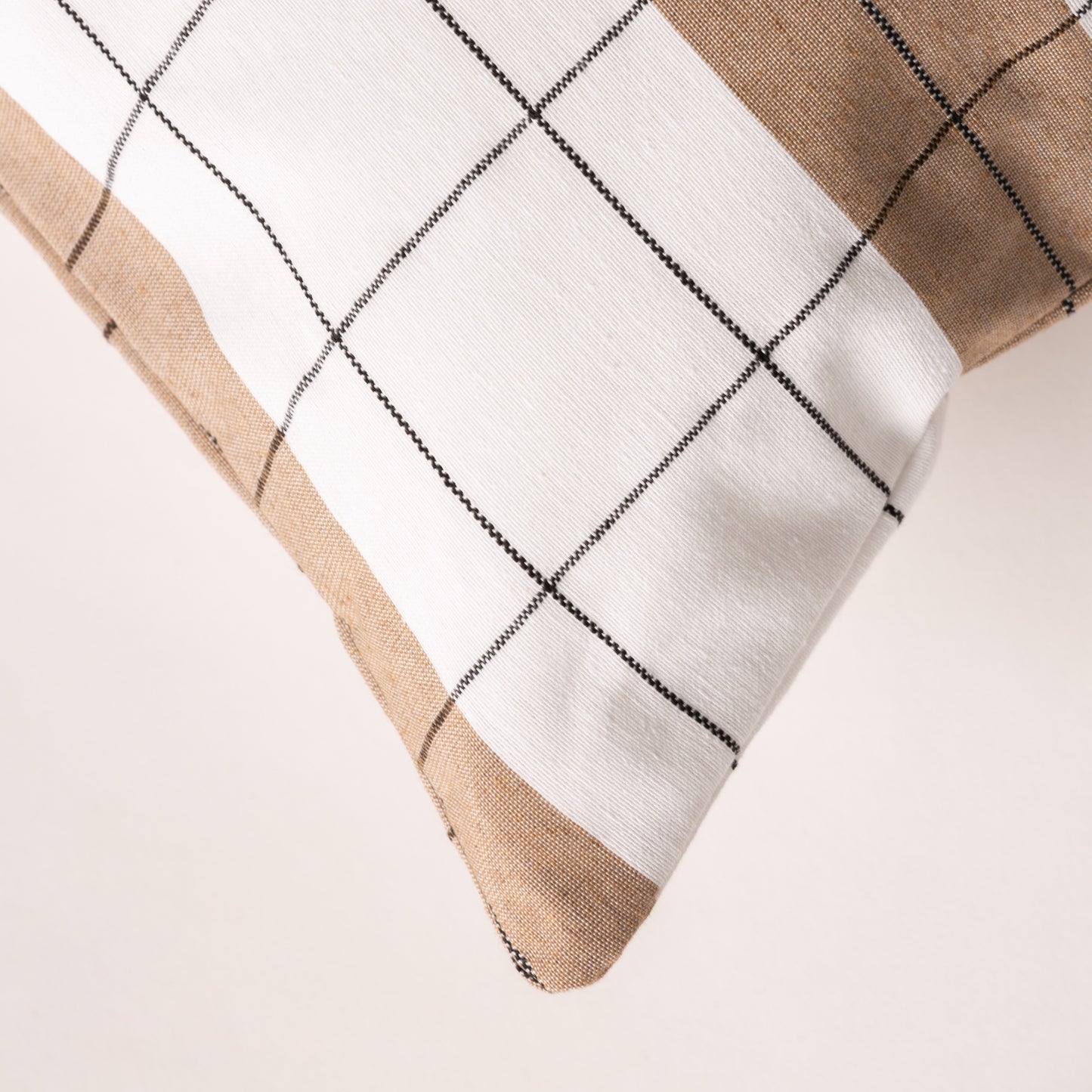 PACK DE 2 HOUSSES DE COUSSIN À CARREAUX EN RELIEF