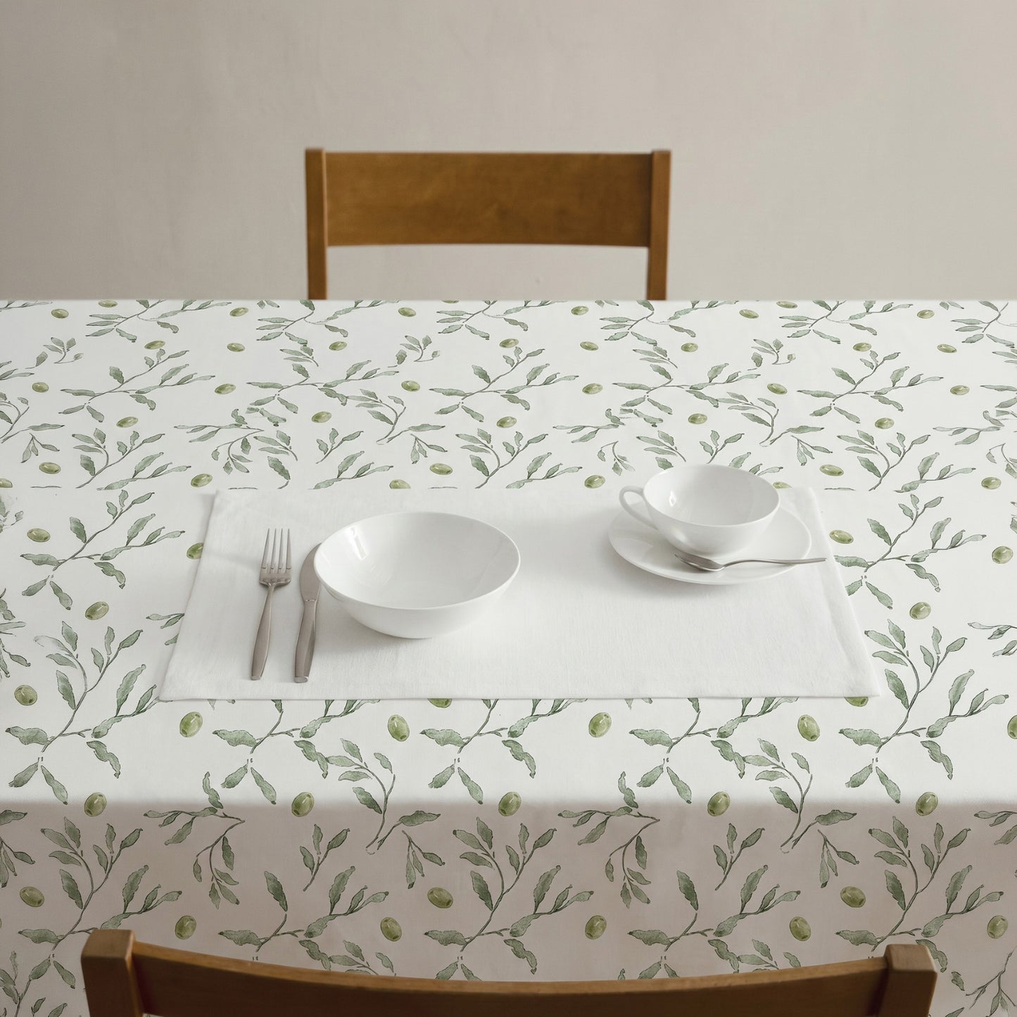MANTEL ESTAMPADO FLORAL ANTIMANCHAS