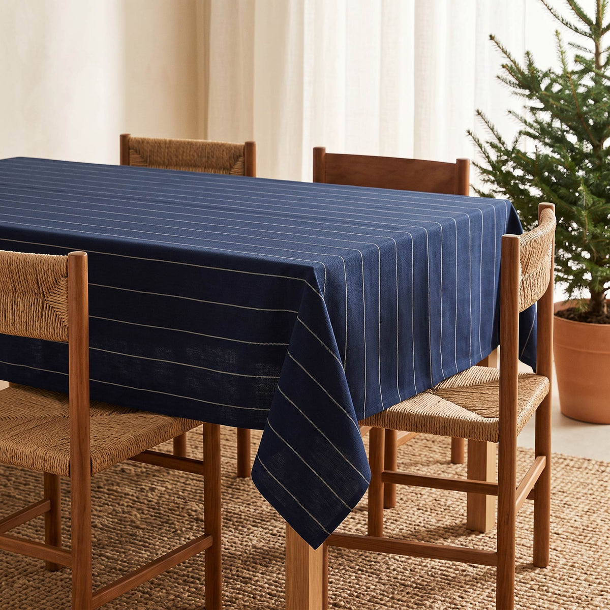 MANTEL NAVIDAD TEJIDO LÍNEAS